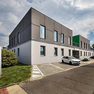  Hostel & Letov Czechy